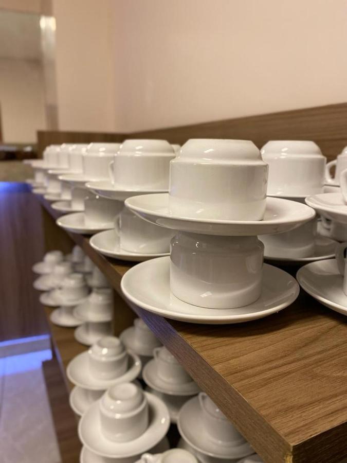 M & A Hotel กัวยาเนีย ภายนอก รูปภาพ